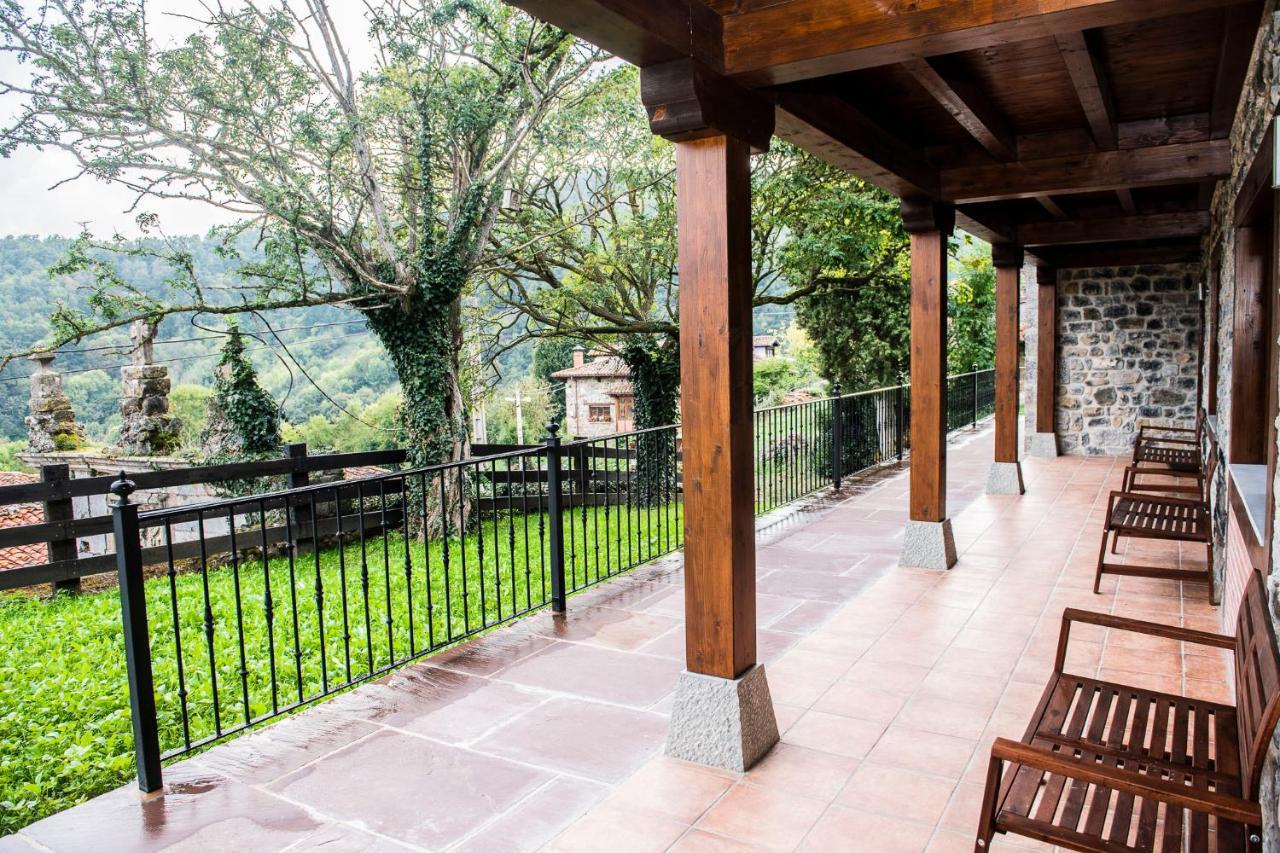 Apartamentos Los Picos De Europa Colio Exterior photo